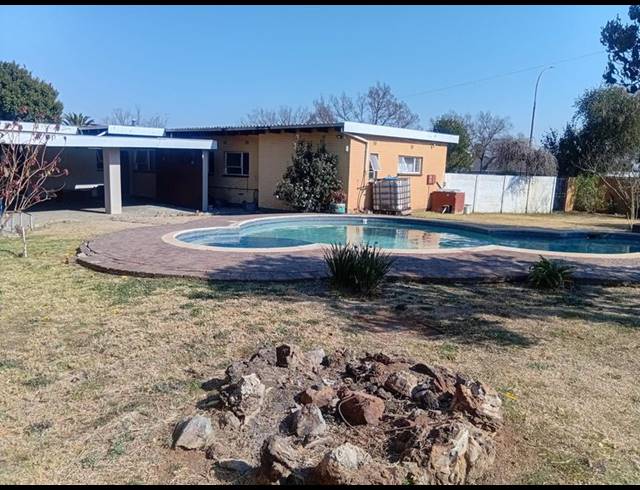 4 BEDROOM HOUSE FOR SALE IN ELSPARK